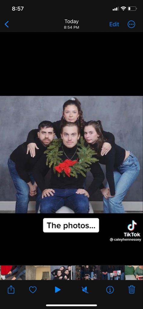 Christmas Jcpenny Photoshoot, Jcpenny Photos Family Christmas, Awkward Sibling Photos Christmas, Cringy Christmas Family Photos, Sibling Christmas Pictures Older, Awkward Jcpenny Photos Family, Jcpenny Photoshoot Christmas, Awkward Family Photos 4 People, Family Christmas Pictures Funny