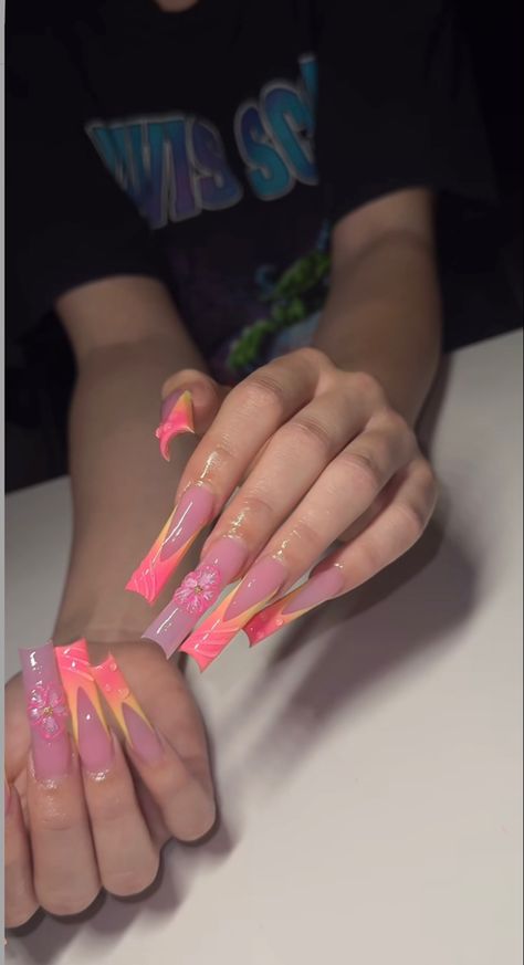 Pink Nail Freestyle, Nails Inspo Marble, Nails Almond Birthday, Nails Long Square, Acrylic Toe Nails, Drip Nails, Colored Acrylic Nails, Nails Design With Rhinestones, Girly Acrylic Nails