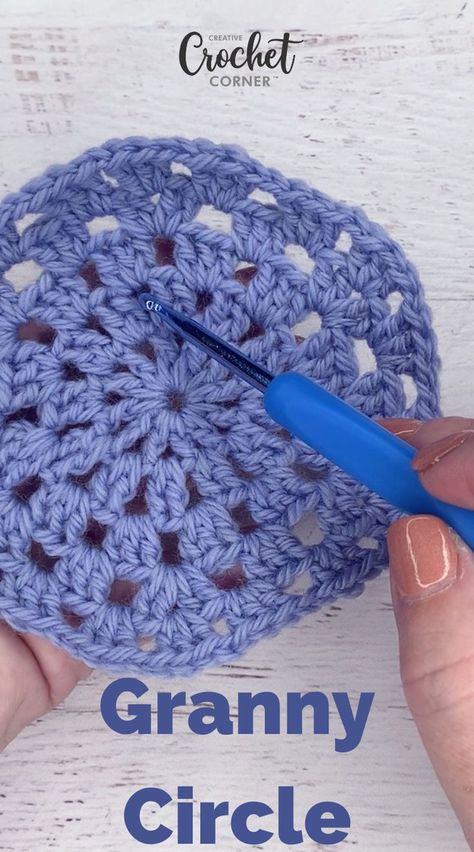 The granny square is a classic crochet pattern that can be used to make a wide variety of projects. In this video, Corrina Ferguson takes the classic granny square and turns it into a circle. It’s a fun motif that can be used for dishcloths, crochet trivet, and more. Circular Granny Square Pattern, Circle Crochet Pattern Free, Circle Blanket Crochet Pattern, Crochet Granny Circle Pattern Free, Circular Crochet Patterns, Crochet Round Granny Square, Round Granny Square Pattern Free, Granny Oval Crochet Pattern, Flat Circle Crochet Pattern