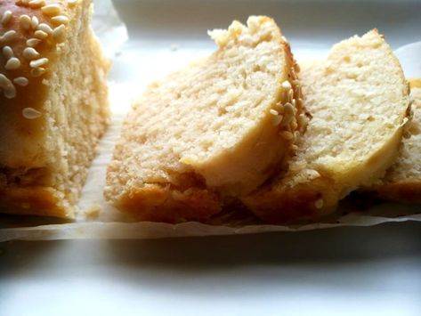 Quick Mayonnaise Bread - (Just 4 ingredients-no yeast) 4 Ingredient Bread, Mayonnaise Bread, Mayo Bread, Easy White Bread, Easy White Bread Recipe, Bread No Yeast, Breads To Make, Bread Recipes Easy, White Bread Recipe