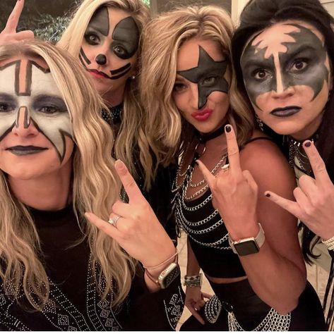 Kiss Costume Diy Women, Kiss Rock Band Costume, Kiss The Band Costumes Diy, Kiss Band Makeup Halloween, Rock Band Costumes Halloween, Kiss Band Halloween Costumes, Kiss Band Costume Women, Kiss Band Outfits, Kiss Halloween Costume Women