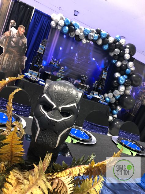 Chesia@thesilvercentre.com's Birthday / Black Panther - Photo Gallery at Catch My Party Black Panther Birthday Party Ideas, Baby Black Panther, Black Panther Birthday Party, Black Pantera, Black Panther Birthday, Panther Costume, Spiderman Invitation, Black Panther Costume, Avenger Birthday Party