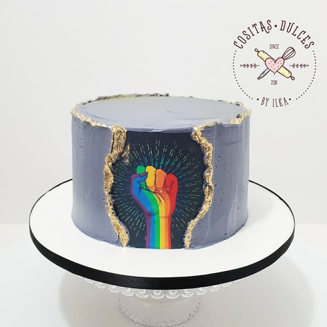 Pride Birthday Cakes, Pride Month Cake, Pride Cake Ideas, Trans Cake, Pride Cakes, Bolo Simpsons, Rainbow Wedding Flowers, Pride Cake, Month Cake