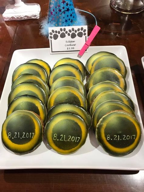 Having an eclipse party? Don't forget something for your fur baby. Eclipse cookies available at Woof Gang Bakery #Charleston Eclipse Cookies Decorated, Solar Eclipse Sugar Cookies, Solar Eclipse Decorated Cookies, Solar Eclipse Cookies, Eclipse Themed Food, Eclipse Cake, Eclipse Cookies, Planet Cookies, Easter Sugar Cookies Decorated