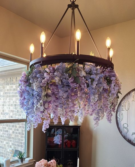 Lavender And Periwinkle Wedding, Wisteria Decorations, Wisteria Room Decor, Lavender Chandelier, Deepavali 2024, Wisteria Wedding Decor, Wisteria Ceiling, Wisteria Chandelier, Wisteria Decor