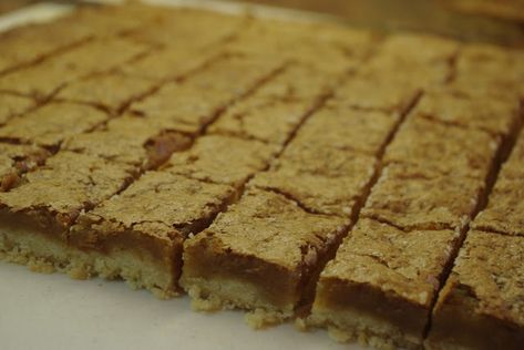 Butter Tart Squares, Mennonite Girls Can Cook, Butter Tart, Toffee Bars, Square Recipes, Butter Tarts, Tart Baking, Dessert Bar Recipe, Amish Recipes