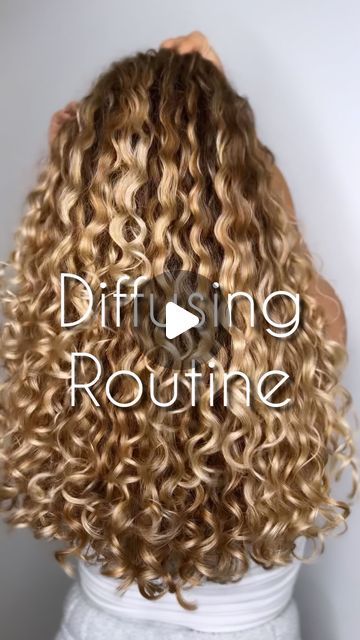 Candace Stuller on Instagram: "Diffusing Routine | @curly_candace⁣ ⁣ *Not shown- since my underneath is a tighter curl than the top of my head, I focus my diffusing on top only and do the very underneath last. Sometimes only hover diffusing that area ⁣ ⁣ •Hover Diffuse to set gel cast⁣ •Pixie diffuse upside down. The dryer is turned off and on as I move around my head⁣ •Pixie diffuse upright - side to side. ⁣ •Part my hair and continue pixie diffusing alternating between roots and full lengths. Not putting my ends in the dryer every time helps avoid wonky ends!⁣ ⁣ Let me know what other diffusing tips you would like to see! ⁣ ⁣ #hairblogger #curlyhair #curlyhairreels #curls" Diffuser Curls, Curly Hair Diffuser, Gel Curly Hair, Hair Diffuser, Hair Color Underneath, Tight Curls, 10k Views, Hair Gel, Dua Lipa