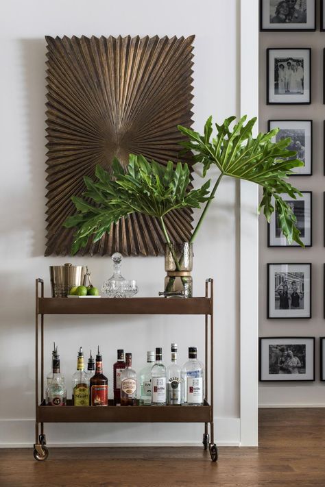 Rustic Bar Cart, Bar Cart Styling, Drinks Trolley, Perfect Coffee Table, Brass Bar, Storage Inspiration, Cart Decor, Rustic Dining Room, Bar Cart Decor