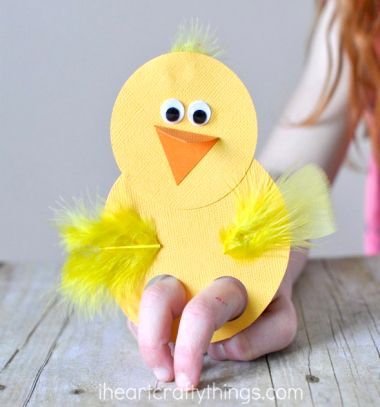 Eater Crafts, Fun Easter Crafts For Kids, Duck Crafts, Easter Crafts For Toddlers, Easter Egg Art, Puppets For Kids, Puppets Diy, Fun Easter Crafts, Puppet Crafts