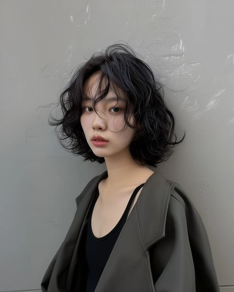 Short Curly Hair Asian, Korean Hair Curly Waves, Short Hair Hairstyle Women, Short Wavy Hairstyle Women, Wavy Perm Short Hair, Korean Perm Short Hair, Digital Perm Short Hair, Asian Hair Perm, Short Wavy Haircut