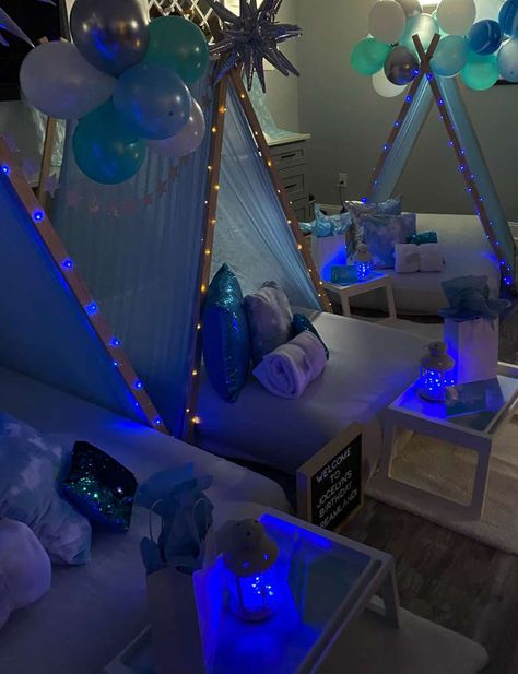 Blue Sleepover Party, 13 Shades Of Blue Party, Slumber Party Decorations, 12th Birthday Party Ideas, Fort Ideas, Girls Sleepover Party, Birthday 13, Sleepover Tents, Birthday Sleepover Ideas