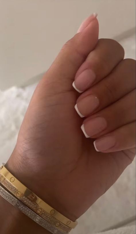 How To Take Hand Pictures, Nurse Nail Ideas, Nails For Nursing Students, Nurse Nails, Short Classy Nails, Natural Nails Manicure, French Tip Acrylic Nails, Simple Acrylic Nails, Classy Acrylic Nails