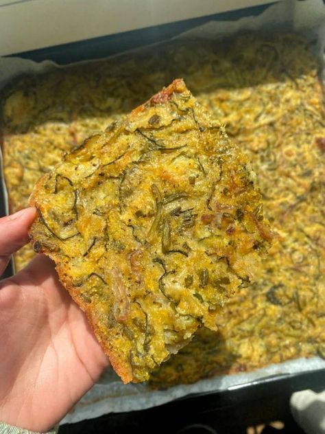 Zucchini Focaccia Bread, Scrappacia Zucchini, Healthy Food Recipes Easy Vegetarian, Zucchini Vegan, Recipes Squash, Courgette Recipes, Vegan Zucchini Recipes, Zucchini Tart, Veggie Frittata