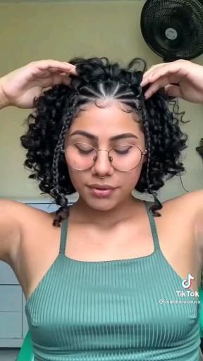 Short Medium Natural Hairstyles, Hot Hairstyles For Curly Hair, Growing Out Short Curly Hair Styles, Casual Style Outfits 2023, Short Curl Hairstyles, Rubberband Hairstyles Short Hair, Latina Braids Hairstyles Curly, Hairstyles For Short Curly Hair With Bangs, Natural Hairstyles For Black Women No Weave