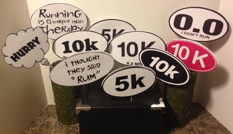 Marathon / Running Photobooth Signs #photoboothsigns Marathon Party Theme, Running Themed Party, Running Decorations, Party Photo Frame, 30th Birthday Men, Mystery Dinner Party, Awards Party, Photo Booth Sign, Mystery Dinner