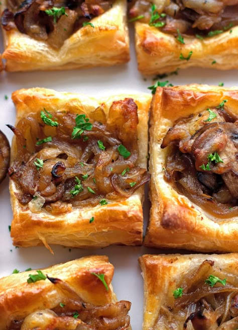 Puff Pastry With Mushrooms, Onion Bites, Mushroom Brie, Appetizer Night, Best Christmas Appetizers, Vegan Appetizer, Gluten Free Puff Pastry, Puff Pastries, Make Ahead Appetizers