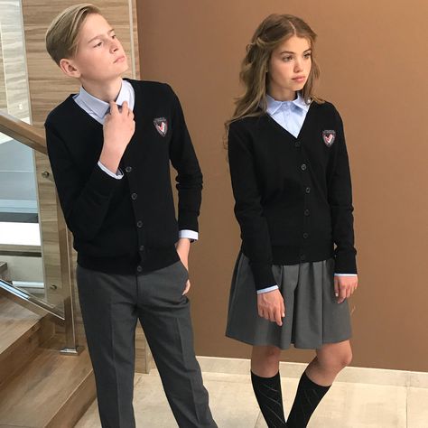 Private School Uniforms Elementary, Kids Uniform Fashion, American School Uniform, Royal School Uniform, Brown School Uniform, English School Uniform, Boy School Uniform, Prep School Uniform, School Uniform Boys