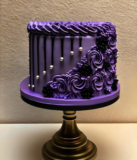 50th Birthday Cake For Women, Birthday Cake For Women Simple, Gothic Cake, Witch Cake, Purple Cakes Birthday, Simple Family Meals, Birthday Cake Decorating Ideas, Artistic Ideas, Purple Cakes