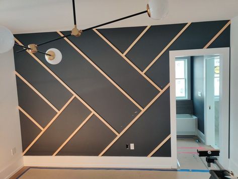 Blue Tape Designs Accent Walls, Black Wall Gold Accents, Gold Tape Wall Design, Faux Finish Walls, Polished Plaster Walls, Geometric Wall Paint, Stone Feature Wall, Wall Painting Ideas, Walls Ideas