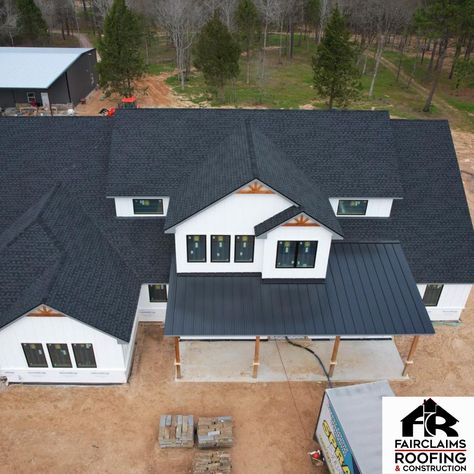 Charcoal Roof White House, Charcoal Shingles Roof, Gaf Timberline Shingles Charcoal, Gaf Timberline Hdz Shingles Charcoal, Metal Roofs Farmhouse, Timberline Shingles, Black Metal Accents, Black Metal Roof, Metal Roof Houses