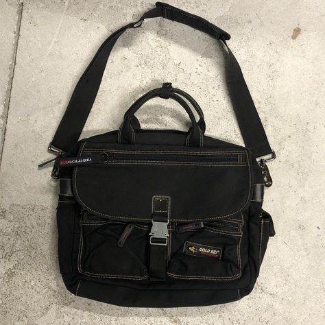 🛑SOLD🛑 Y2K Techwear Gorpcore ‘Goldbe’ Utility Cargo Shoulder Satchel Bag Pockets Clip Detail Size: OSFM Condition: Good Condition (No Noticeable Flaws) Cost: $30 + Shipping Measurements: ⭐️ Length: / ⭐️ Width: / *Send me a PM if interested, I’ll send you my banking details and will hold for 12 hours! *Feel free to chuck us questions/queries/offers our way! #y2k #thrift #secondhand #grunge #bohemian #thrifted #fashion #indie #punk #clothing #baddie #streetwear #90s #vintage Y2k Techwear, Baddie Streetwear, Grunge Bohemian, Indie Punk, Y2k Thrift, Thrifted Fashion, Punk Clothing, Streetwear 90s, Pocket Clip