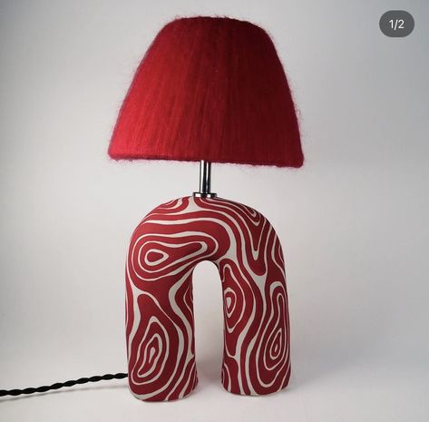 Funky Pendant Lights, Lamp Shade Crafts, Red Lamp, Red Table Lamp, Art Furniture Design, Plastic Furniture, Pottery Crafts, Diy Interior, Ceramics Ideas Pottery