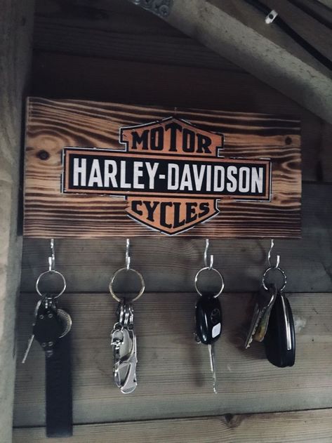 Fatboy Harley, Harley Davidson Decor, Harley Davidson Crafts, Harley Davidson Wedding, Harley Davidson Fat Bob, Harley Motorcycles, Мотоциклы Harley Davidson, Harley Davidson Tattoos, Harley Davidson Knucklehead