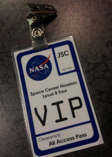 NASA VIP tour badge Summer Camp Name Tag Ideas, Astronaut Name Tags, Solar System Birthday Party Games, Galactic Birthday Party, Halloween Space Theme, Nasa Party Ideas, Nasa Name Tag, Space Themed Games, Space Theme School