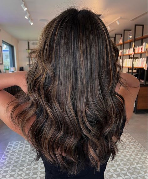 Simple Highlights On Black Hair, Caramel Black Hair, Light Caramel Highlights On Black Hair, Dark Balyage Long Hair Brunettes, Black Hair Light Brown Highlights, Black Hair With Chocolate Highlights, Asian Highlights Hair, Black Hair Caramel Highlights, Light Black Hair