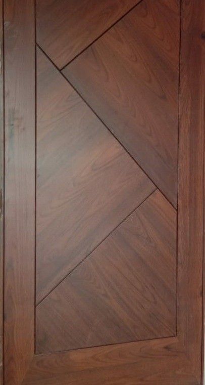 Room Gate Design Wooden Modern, Polish Doors Design, Wooden Door For Bedroom, Door Design With Laminate, Wooden Door Design For Rooms, Wooden Laminate Door Design, Door Design Grooves, Wooden Polish Doors, Polish Door Design