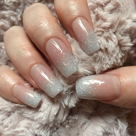 Glitter Baby Boomer Nails, Baby Boomer Nails Glitter, Baby Boomer Nails Color, Ongles Gel French, Baby Boomers Nails, Heart Nail Designs, Baby Boomer, Halloween Nail Art, Heart Nails