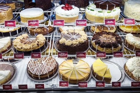 Cheesecake Factory Cheesecakes Are Coming to a Popular Fast Food Chain Cheesecake Factory Birthday, Cheesecake Factory Pasta, Cheesecake Factory Brown Bread, Chocolate Tuxedo, The Cheesecake Factory, Classic Cheesecake, Brown Bread, Popular Desserts, Cheesecake Factory