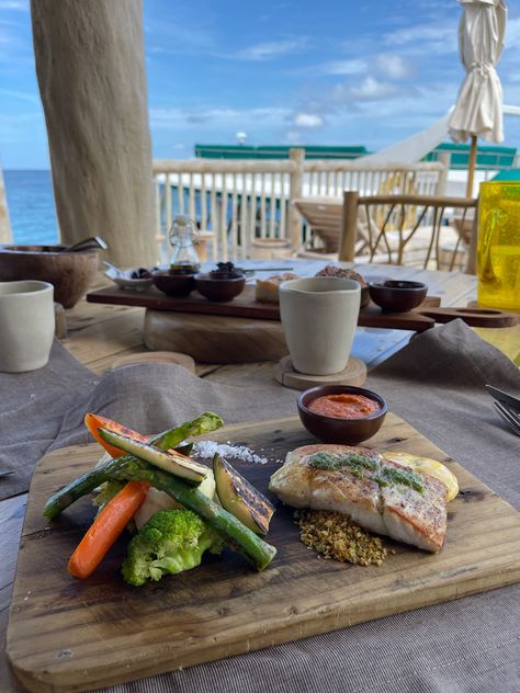 Soneva Fushi in the Maldives #maldives #soneva #sonevafushi #beach #ocean #fish #food Soneva Fushi, Catch Of The Day, Overwater Bungalows, Ocean Fish, Fish Food, The Maldives, Family Lifestyle, South Asia, Food Obsession