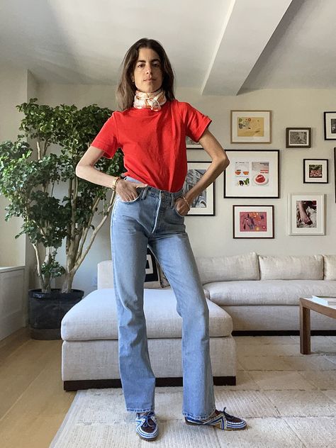 A bright t-shirt could be the unlikely bridge layer you’re looking for Bright Tshirts Outfit, Red T Shirt Outfit Jeans, Bright Shirt Outfit, Red Tee Shirt Outfit, Bright Blue Shirt Outfit, Red Tee Outfit, Red Tshirt Outfit, Shirt Layering Outfit, Blue Tshirt Outfit