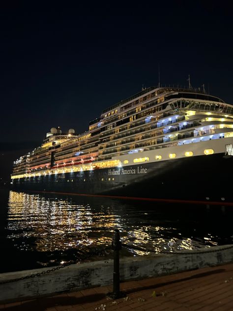 Cruiship Aesthetic, Cruise Ship At Night, Cruise Travel Aesthetic, Cruise Ships Aesthetic, Cruise Room Aesthetic, European Cruise Aesthetic, Cruise Boat Aesthetic, Cruise Aesthetic Night, Boat Cruise Aesthetic