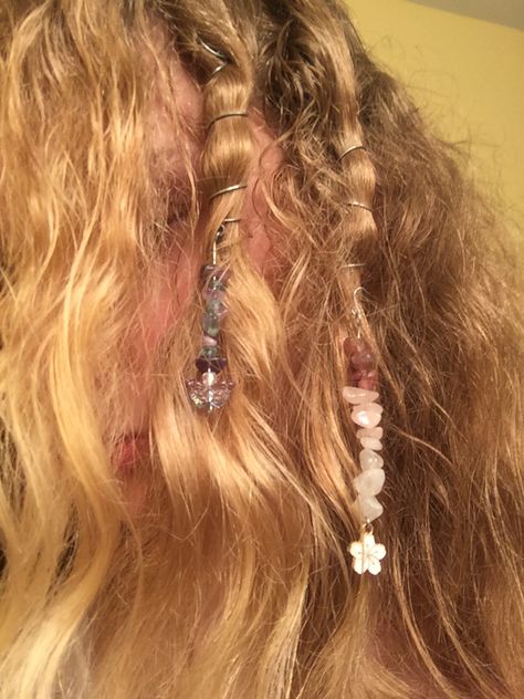 #hairspirals #hairtwists #crystals #hair Hair Spirals, Hair Twists, Hair Styler, Metal Hair, Diy Crystals, Crystal Hair, Metallic Hair, Twist Hairstyles, Twist