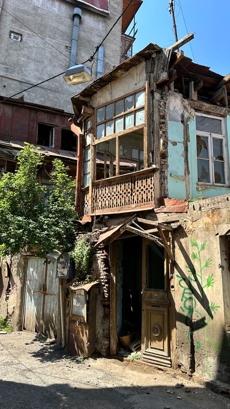 Abandoned Building Interior, Old Village Photo, Old Village House Design, 1920s Buildings, Old Houses Aesthetic, Foreign Architecture, Abandoned House Aesthetic, Old Buildings Architecture, Old Cityscape