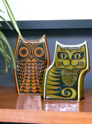 Hornsea pepperpots by Fat Cat Brussels Pottery Creatures, 70s Pottery, 70s Owl, Retro Ceramics, John Clappison, Ceramic Cats, 70s Kitchen, Owl Cat, Hornsea Pottery