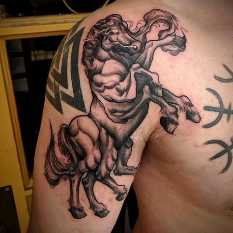 Sleipnir Tattoo, Horse Tattoo, Tat Ideas, One Shot, Portrait Tattoo, Vikings, Tattoo Ideas, Tattoo Designs, Alexander