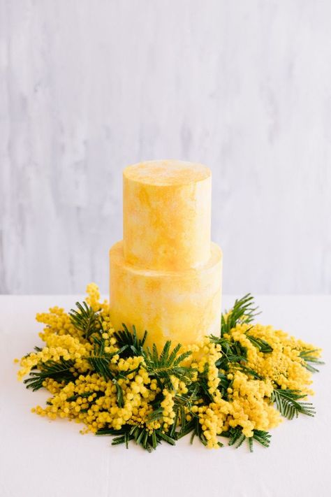 Wedding Themed Cocktails, Flower Cake Wedding, Mimosa Wedding, Yellow Wedding Inspiration, Cake Dessert Table, Mimosa Flower, Minimalist Inspiration, Wedding Sweets, Themed Weddings