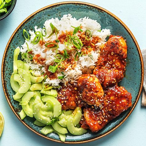 Korean-Style-Chicken-Thighs-with-Sesame-Cucumber-Salad-and-Jasmine-Rice Korean Style Chicken, Sesame Cucumber Salad, Jasmine Rice Recipe, Asian Chicken Thighs, Korean Style Beef, Jasmine Rice Recipes, Healthy Food Inspiration, Asian Chicken, Cucumber Recipes