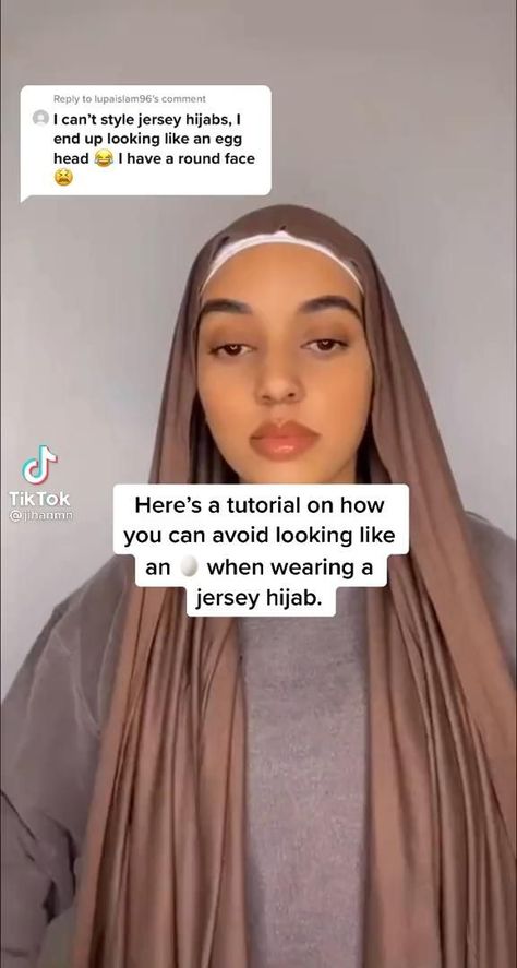 Jersey Hijab Aesthetic, How To Wear Jersey Hijab, Jersey Hijab Styles Aesthetic, Jersey Scarf Hijab Tutorial, Jersey Hijab Style Tutorials, Tight Hijab Style, Hijab Styles Jersey, Modern Hijab Fashion Casual, Jersey Hijab Tutorial