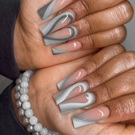 Gray Nails Ideas Classy, Grey Nails Black Women, Grey Nail Designs Short, Grey Summer Nails, Grey And White Acrylic Nails, Acrylic Nail Designs Gray, Grey And White Nail Designs, Grey Long Nails, Gray French Nails