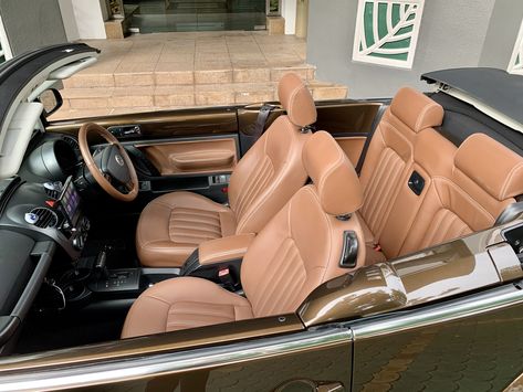 Volkswagen Bug Interior, Volkswagen Beetle Convertible Interior, Volkswagen Beetle Interior, Pet Grooming Business, Vw New Beetle, Volkswagen New Beetle, My First Car, Vintage Volkswagen, The Cab