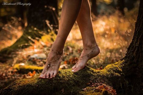 Green Witch Aesthetic, Secret Forest, Wood Elf, Forest Path, Witch Aesthetic, Fantasy Aesthetic, Foot Jewelry, Enchanted Forest, The Forest