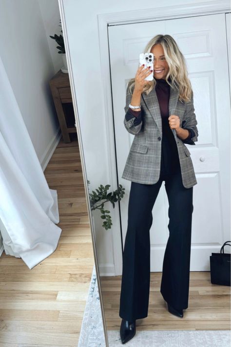 Plaid One Button Blazer curated on LTK Grey Checkered Blazer Outfit, Cropped Blazer Work Outfit, Plaid Blazer Outfit Women Work, Checkered Blazer Outfit Casual, Plaid Blazer Outfit Work, Grey Plaid Blazer Outfit, Peach Blazer Outfit, Plaid Blazer Outfits, Plaid Blazer Outfit Women