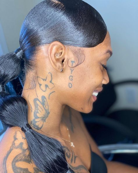 Side Face Tattoos For Women, Burn Tattoo, Protective Style Braids, Face Tattoos For Women, Girl Neck Tattoos, Cute Finger Tattoos, Girl Face Tattoo, Grunge Tattoo, Side Face