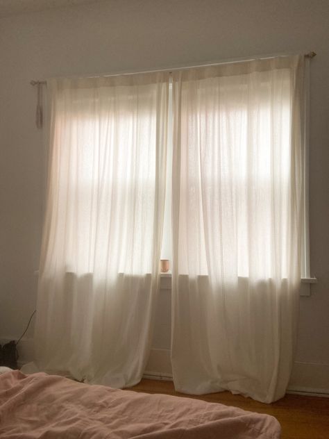 Curtains Bedroom Beige, Soft Interior Aesthetic, Natural Light Aesthetic Room, Soft Curtains Bedroom, White Curtains Living Room Aesthetic, Curtain Inspo For Bedroom, Natural Light Bedroom Aesthetic, Room With Curtains Aesthetic, Light Through Curtains Aesthetic