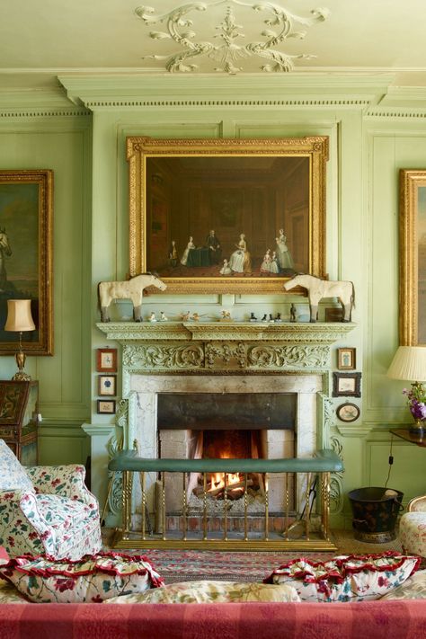 English Country House Style, Fireplace Fender, Best Home Design, English Interior, English Country Decor, English Decor, English Design, Fireplace Ideas, English Country House