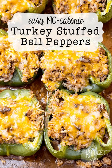 Stuffed Bell Pepper Meal Prep, Easy Turkey Stuffed Bell Peppers, Turkey Bell Peppers Stuffed, Low Calorie Meal Ideas For Dinner, Low Cal Stuffed Peppers, Meal Prep Breakfast Ideas Low Calorie, Low Fat Stuffed Peppers, Low Calorie Bell Pepper Recipes, Low Calorie Brown Rice Recipes